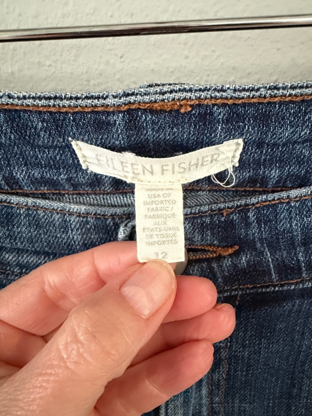 Eileen Fisher Dark Blue Denim Jeans with Contrast Stitching - Picture 3 of 7